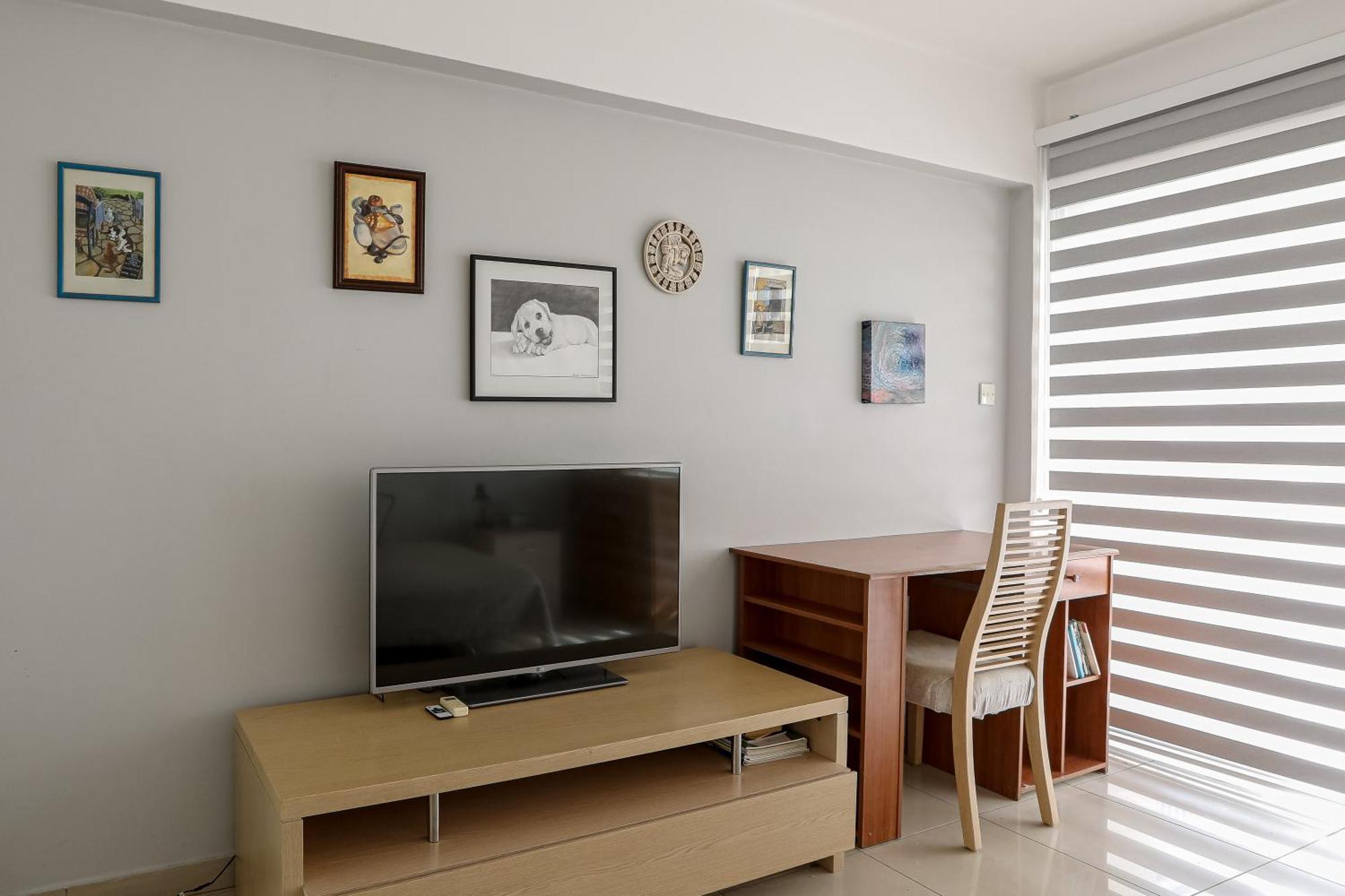 Lovely Bedroom In Shared Apartment Oroklini מראה חיצוני תמונה